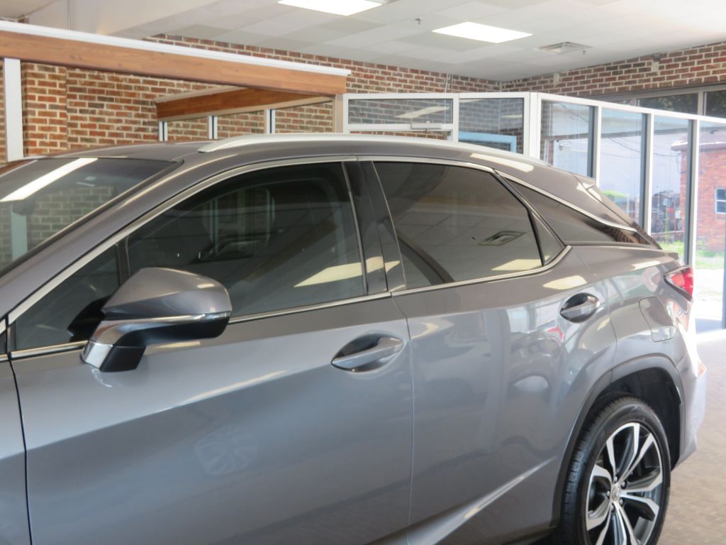 Photo 75 of this LEXUS RX