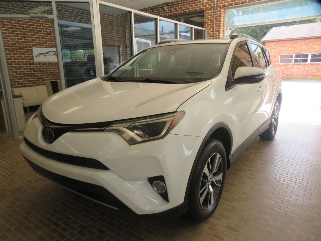 2017 TOYOTA RAV4