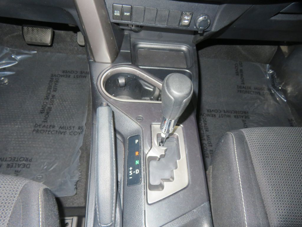 Photo 45 of this TOYOTA RAV4
