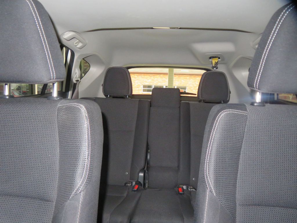 Photo 47 of this TOYOTA RAV4