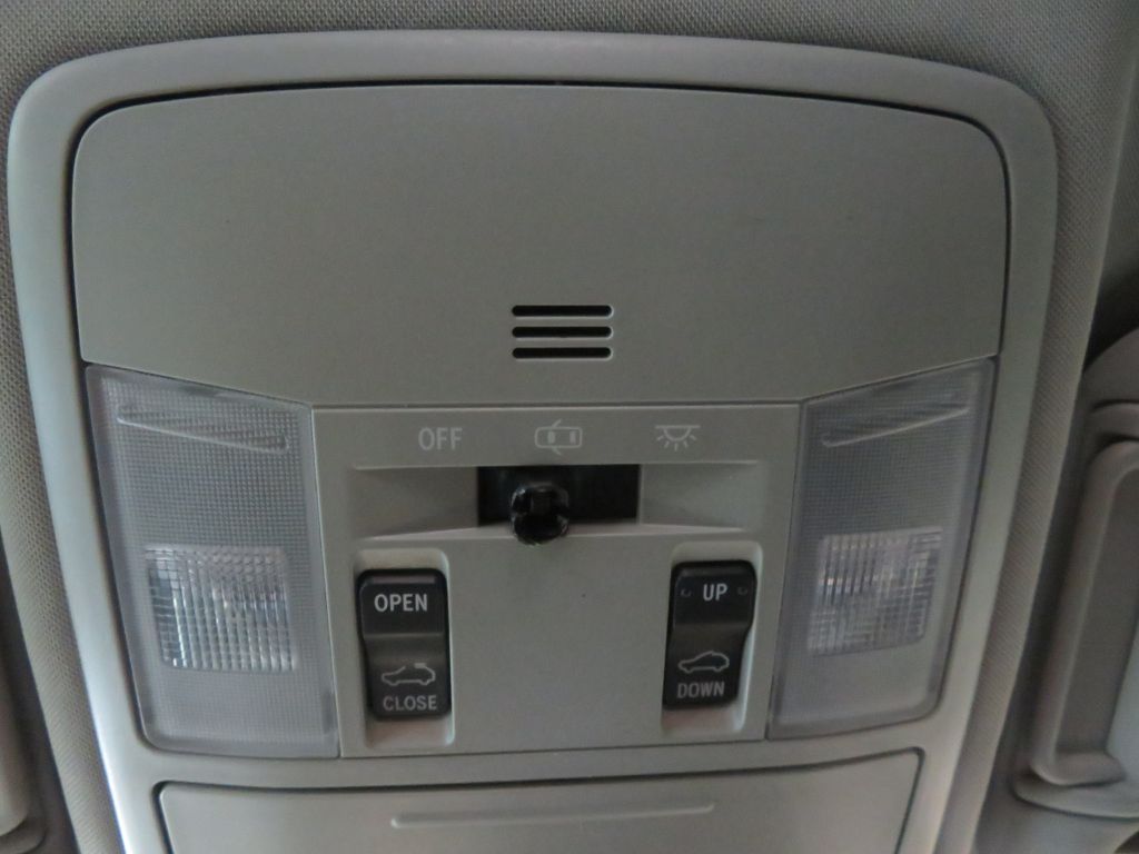 Photo 48 of this TOYOTA RAV4