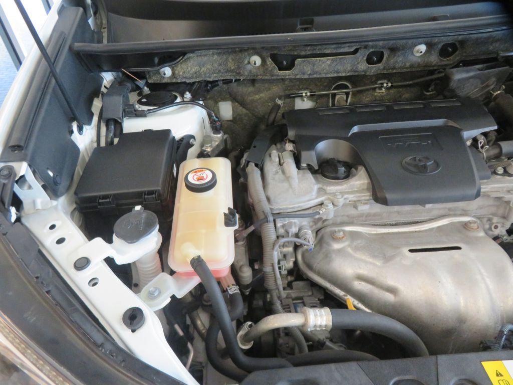Photo 56 of this TOYOTA RAV4