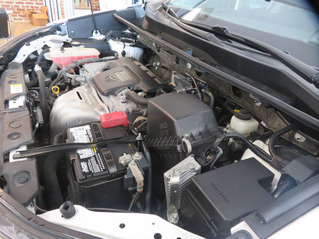 Photo 58 of this TOYOTA RAV4