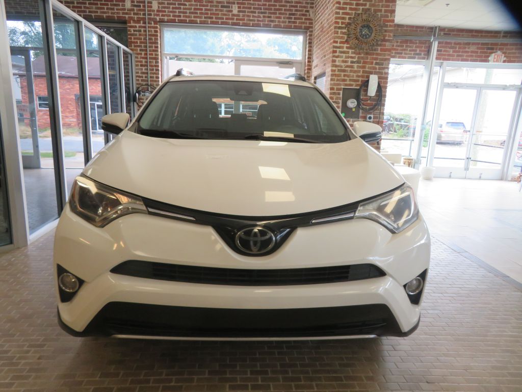 Photo 60 of this TOYOTA RAV4