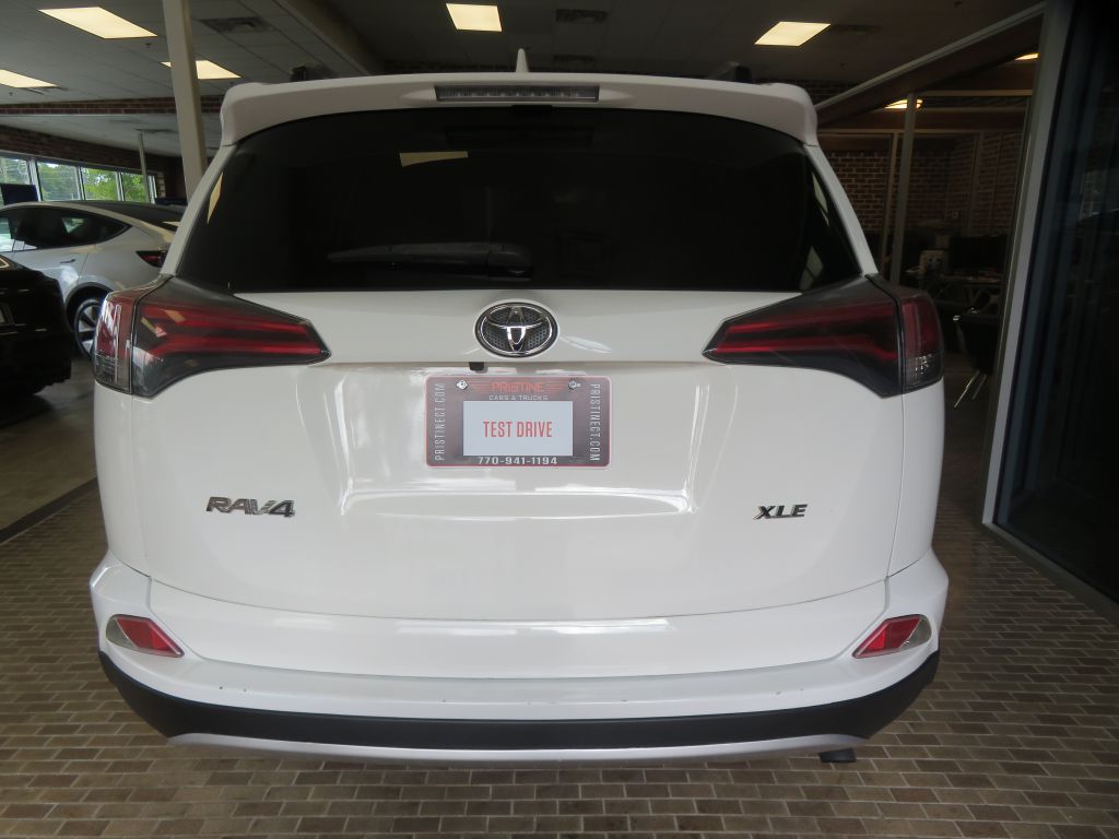 Photo 65 of this TOYOTA RAV4