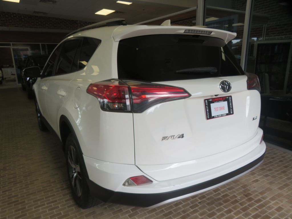 Photo 72 of this TOYOTA RAV4