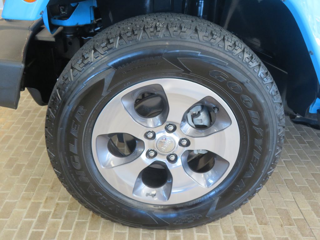 Photo 7 of this JEEP WRANGLER UNLIMI