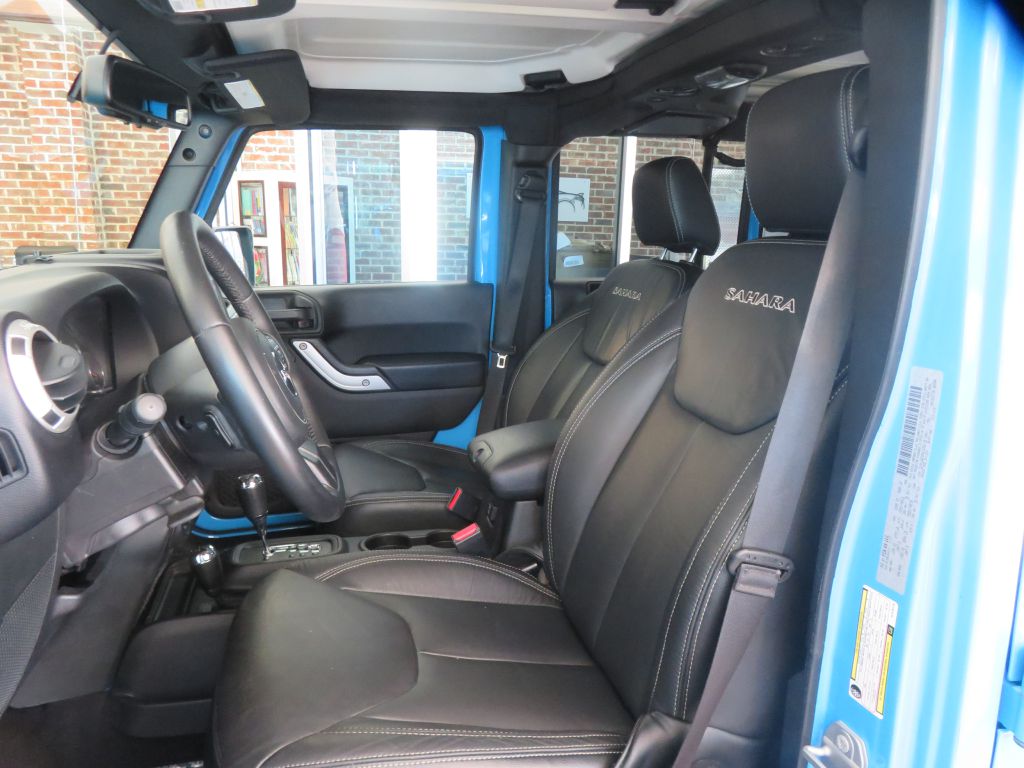 Photo 15 of this JEEP WRANGLER UNLIMI