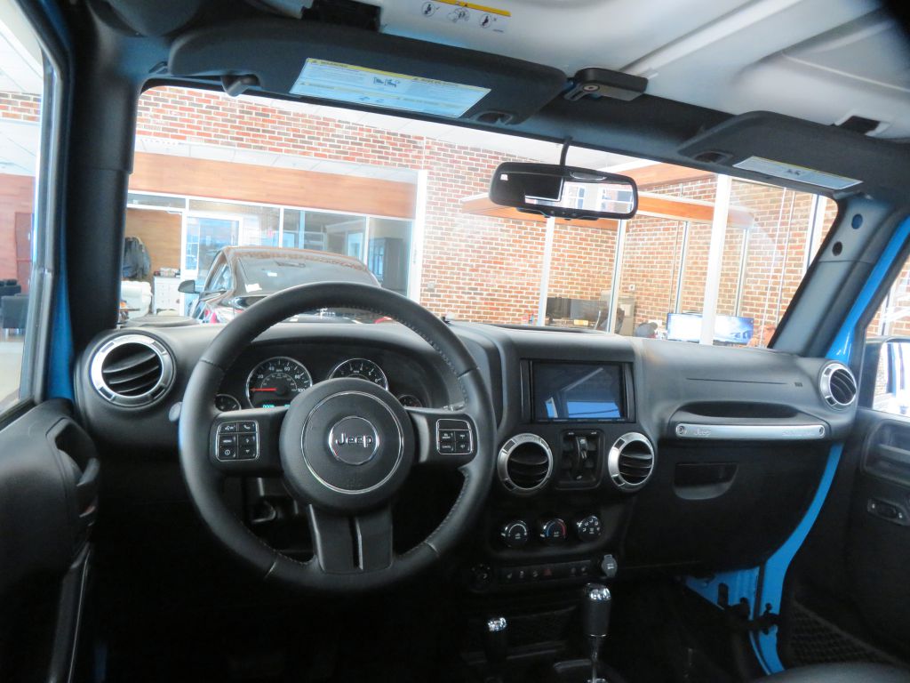 Photo 44 of this JEEP WRANGLER UNLIMI