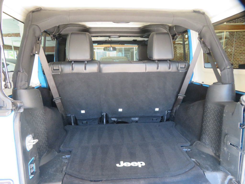 Photo 48 of this JEEP WRANGLER UNLIMI