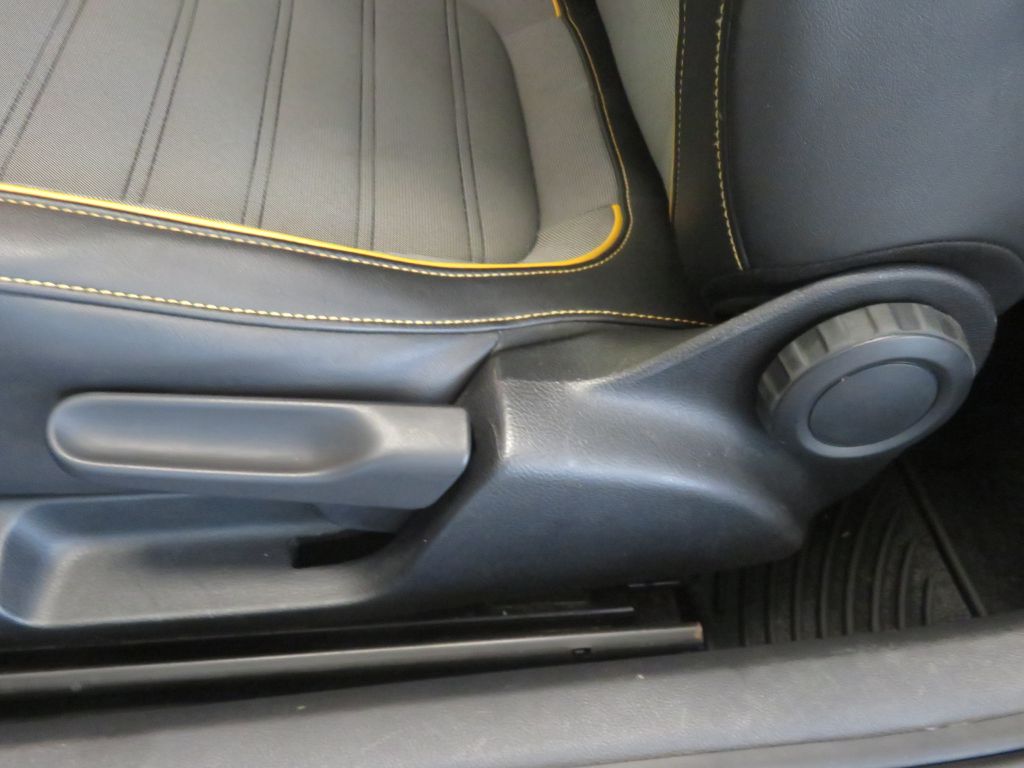Photo 16 of this VOLKSWAGEN BEETLE