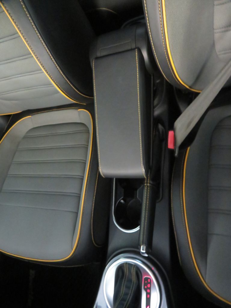 Photo 36 of this VOLKSWAGEN BEETLE