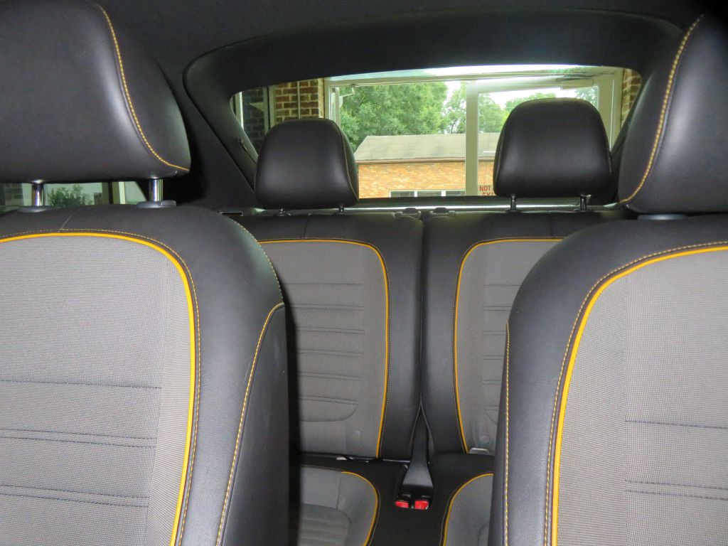 Photo 37 of this VOLKSWAGEN BEETLE