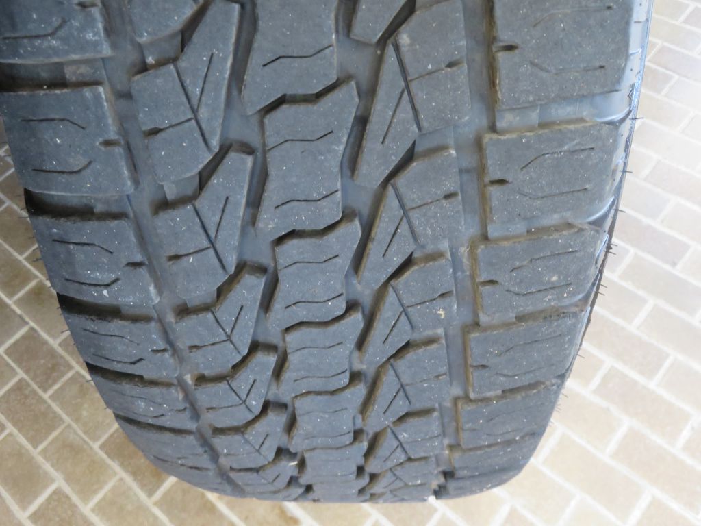Photo 12 of this TOYOTA TUNDRA