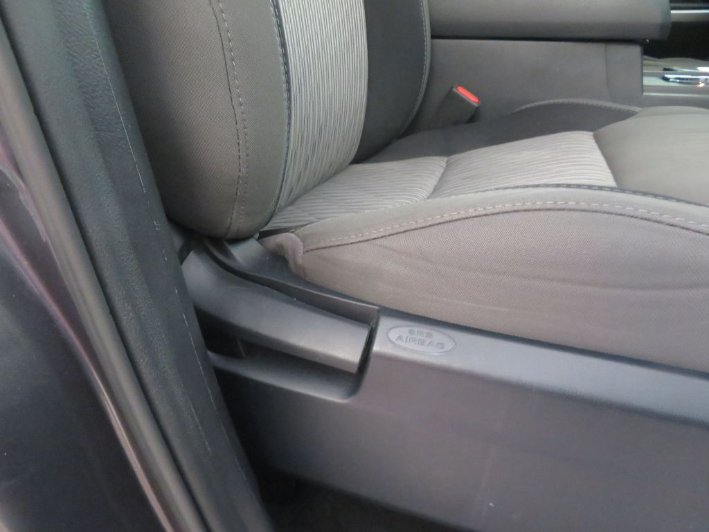 Photo 27 of this TOYOTA TUNDRA