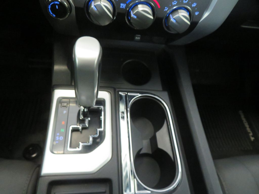 Photo 46 of this TOYOTA TUNDRA