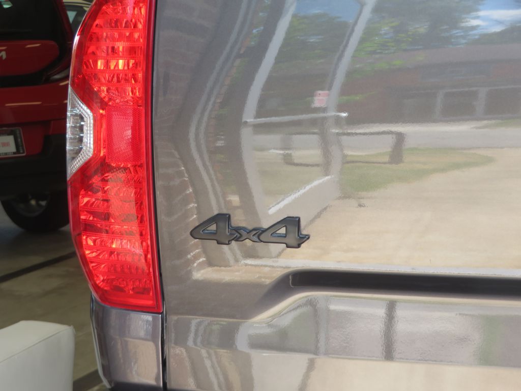 Photo 74 of this TOYOTA TUNDRA