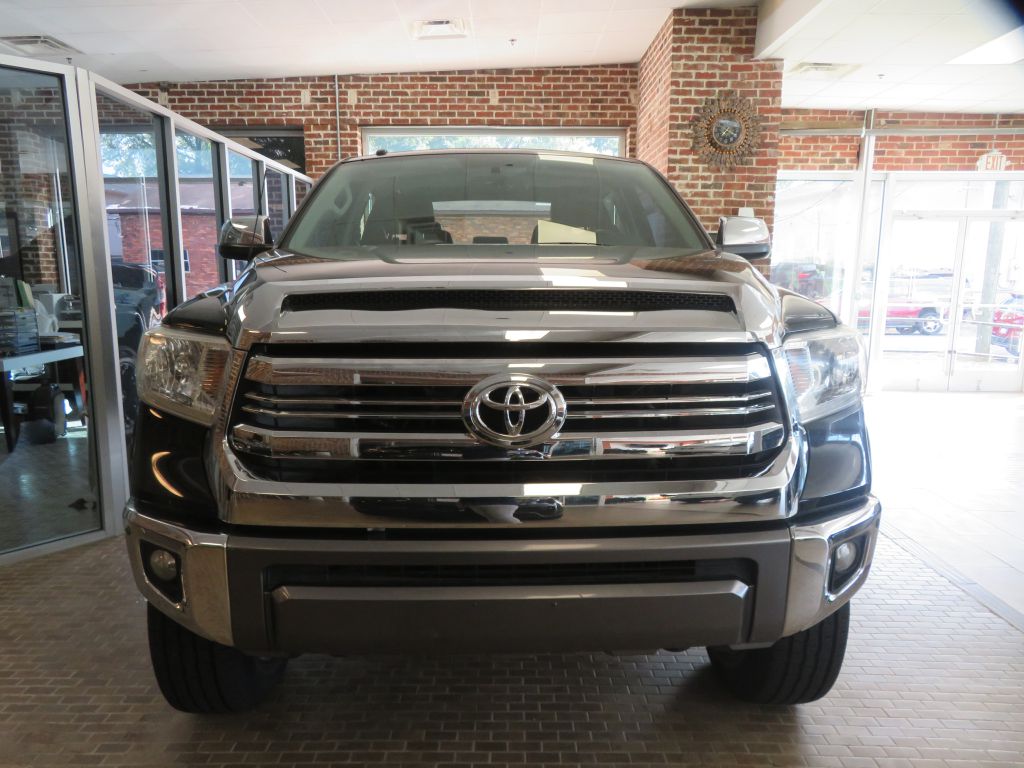 Photo 2 of this TOYOTA TUNDRA