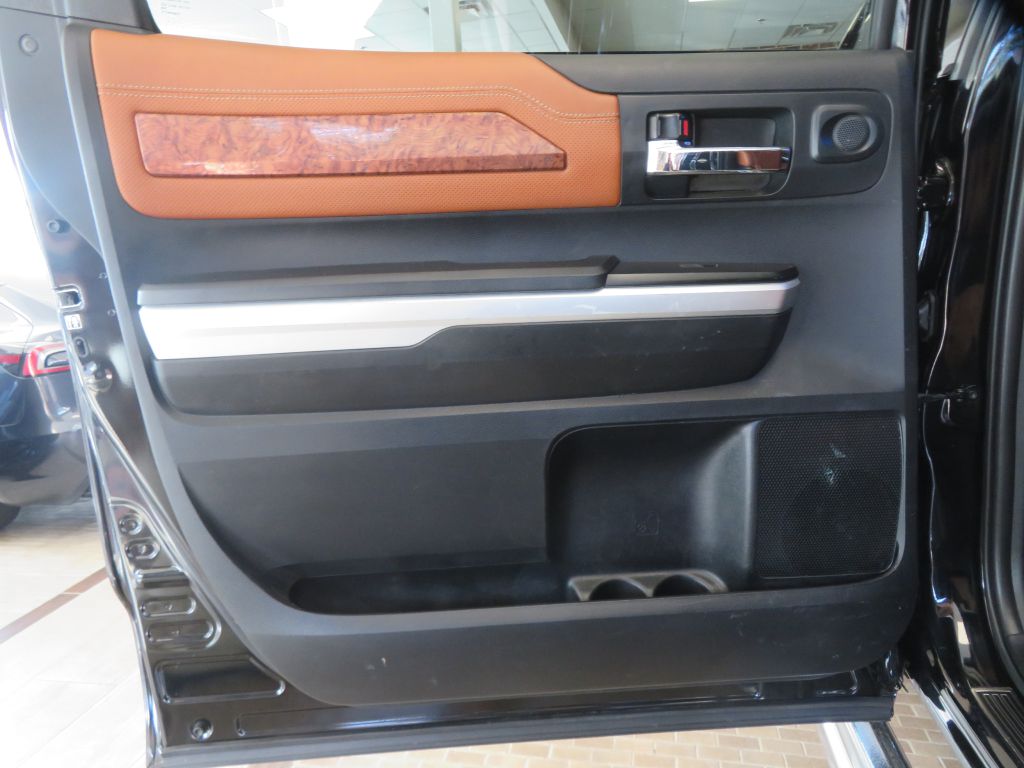 Photo 18 of this TOYOTA TUNDRA
