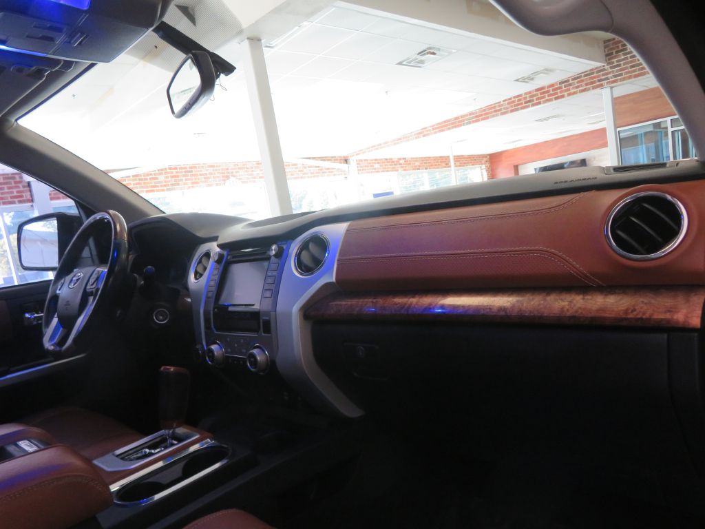 Photo 29 of this TOYOTA TUNDRA