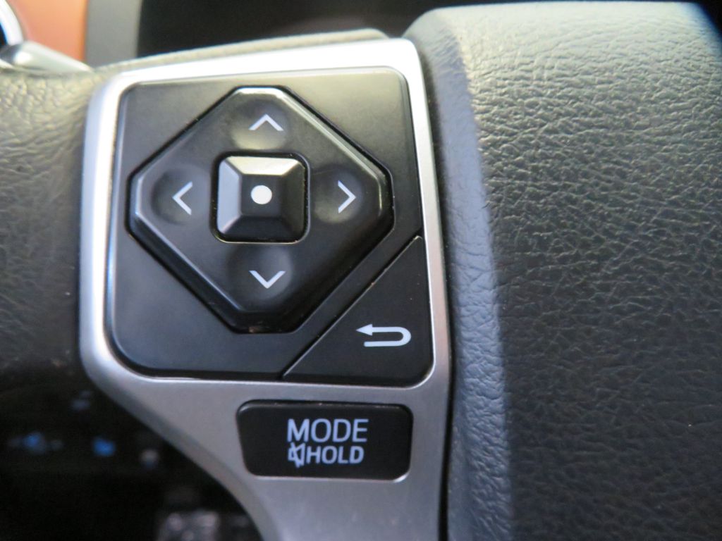 Photo 34 of this TOYOTA TUNDRA