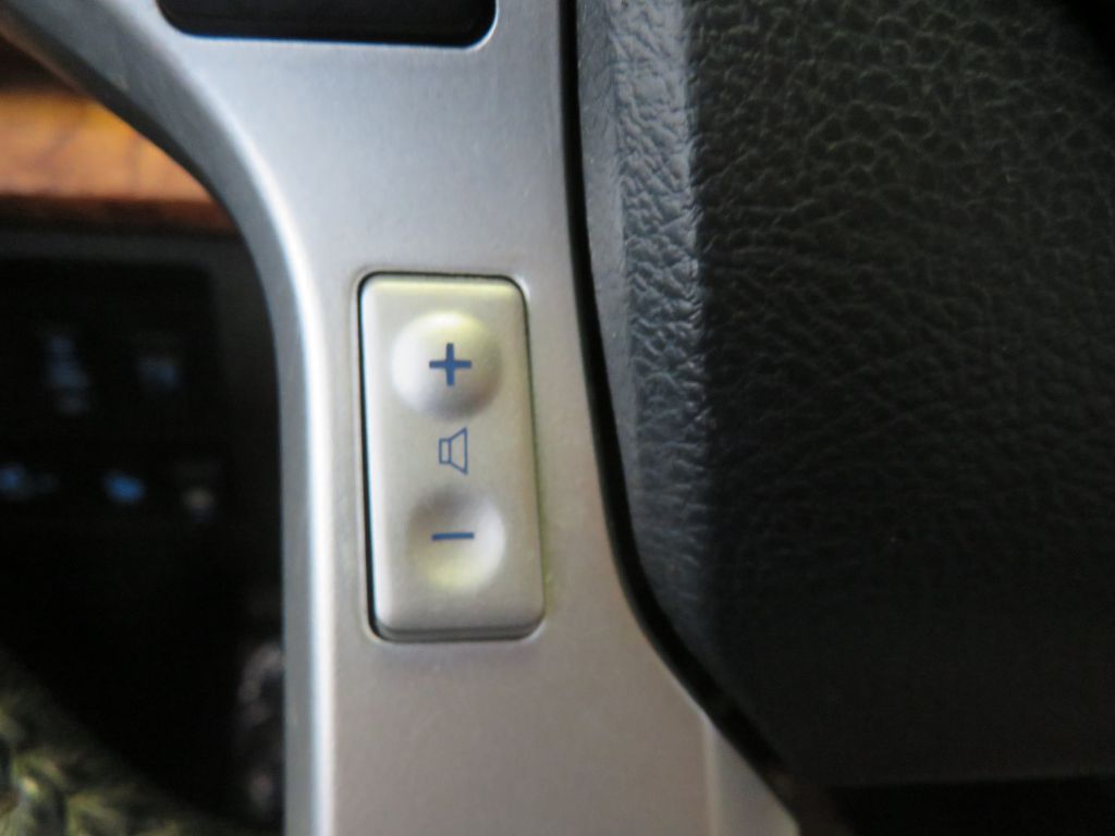 Photo 35 of this TOYOTA TUNDRA