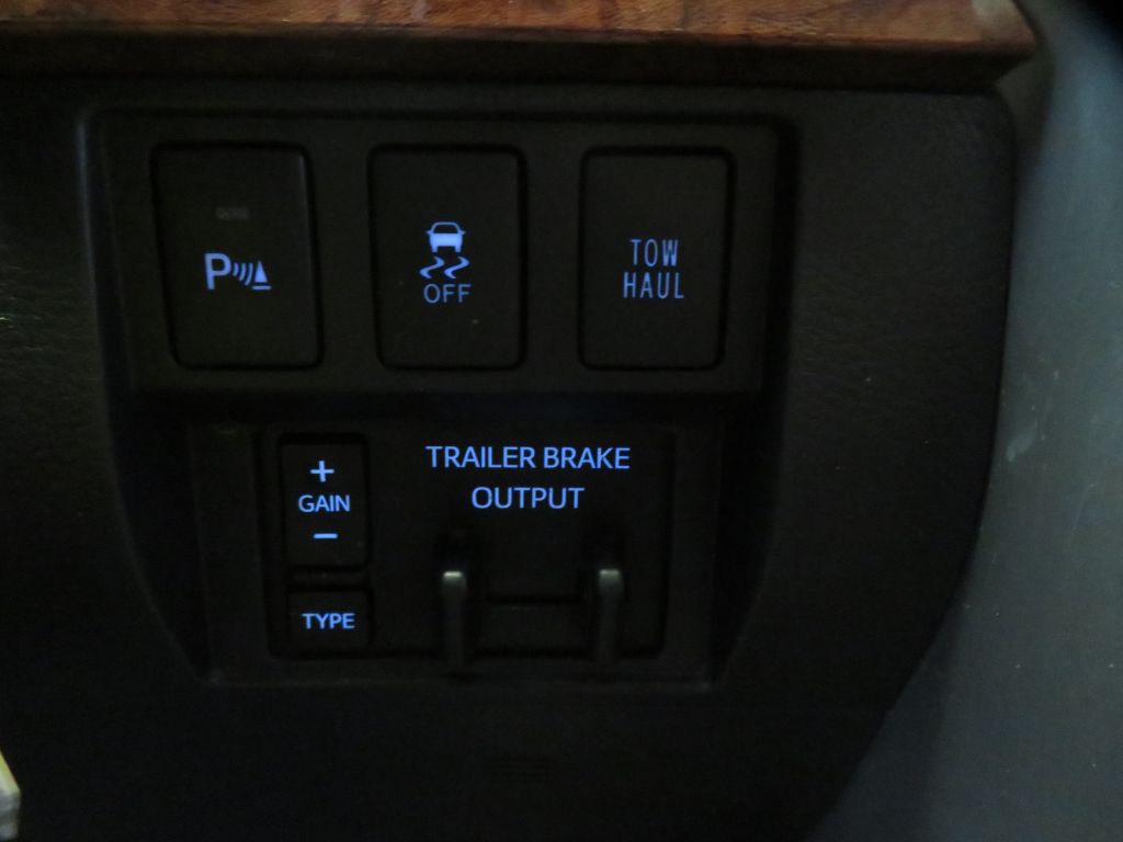 Photo 39 of this TOYOTA TUNDRA