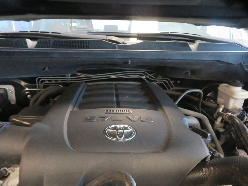 Photo 57 of this TOYOTA TUNDRA