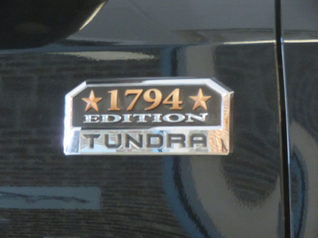 Photo 68 of this TOYOTA TUNDRA