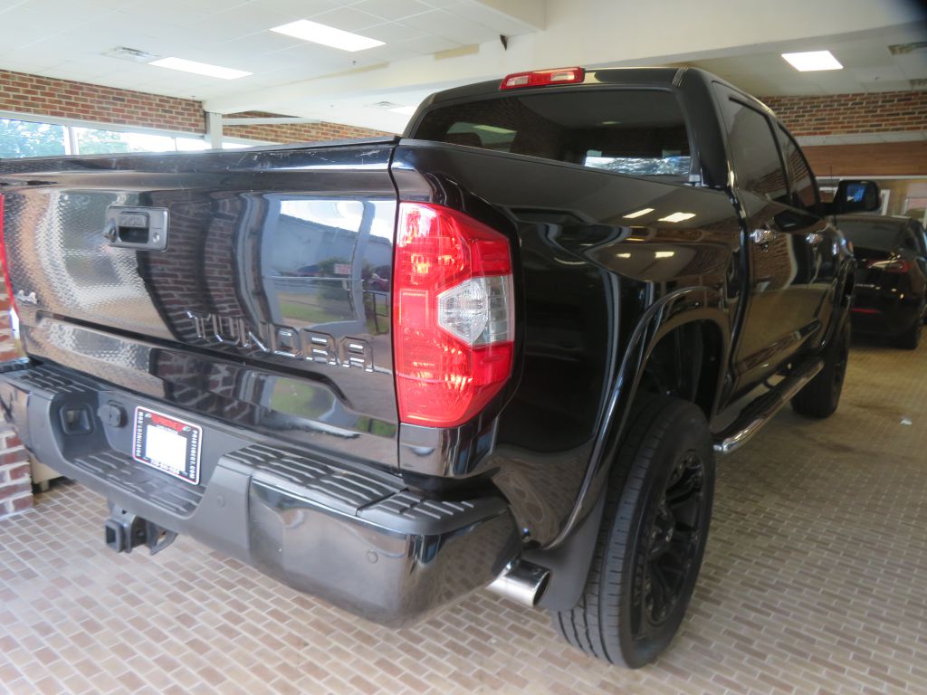 Photo 69 of this TOYOTA TUNDRA