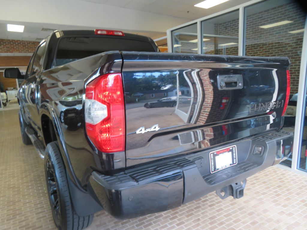 Photo 77 of this TOYOTA TUNDRA
