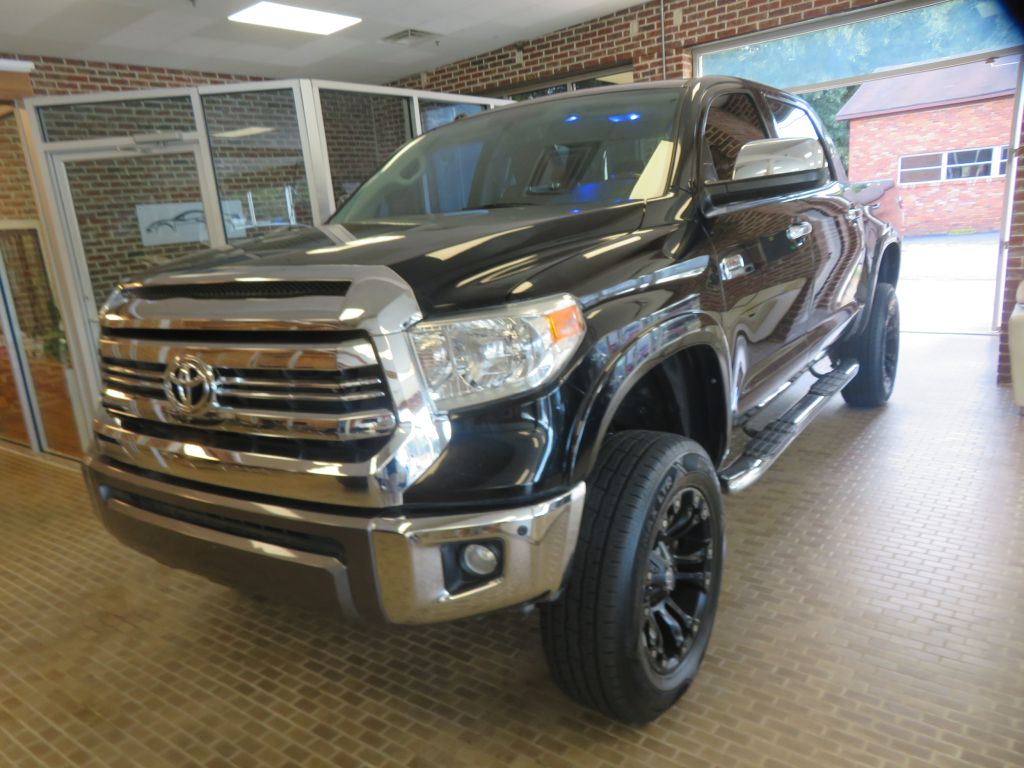 Photo 84 of this TOYOTA TUNDRA