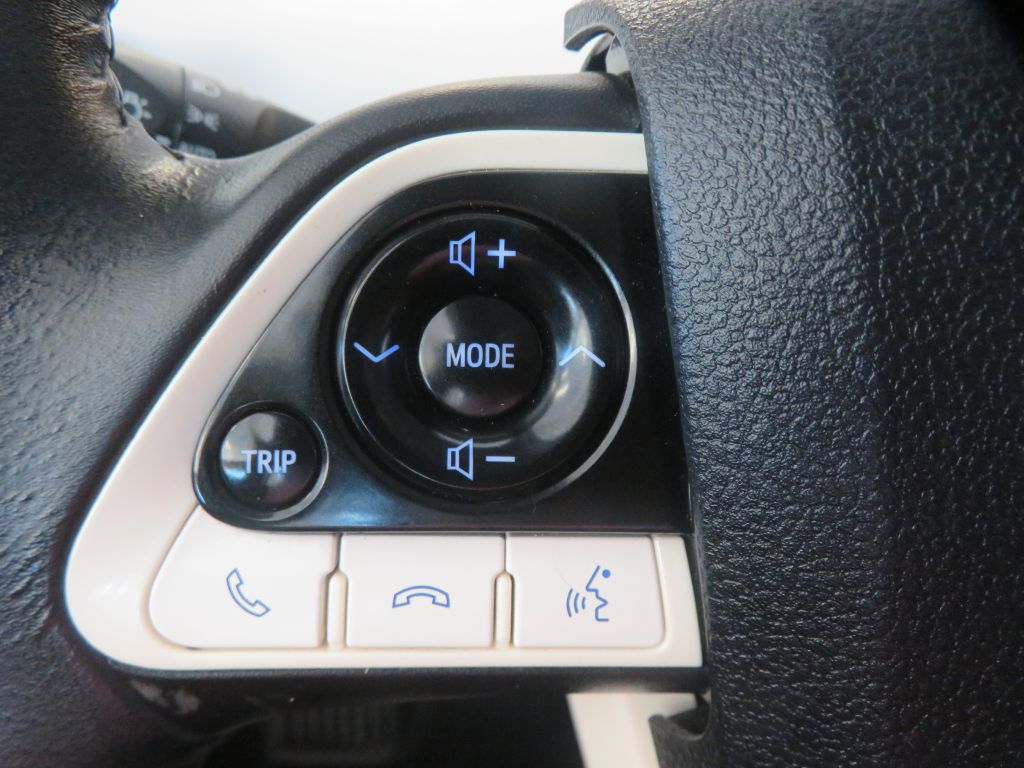Photo 29 of this TOYOTA PRIUS PRIME