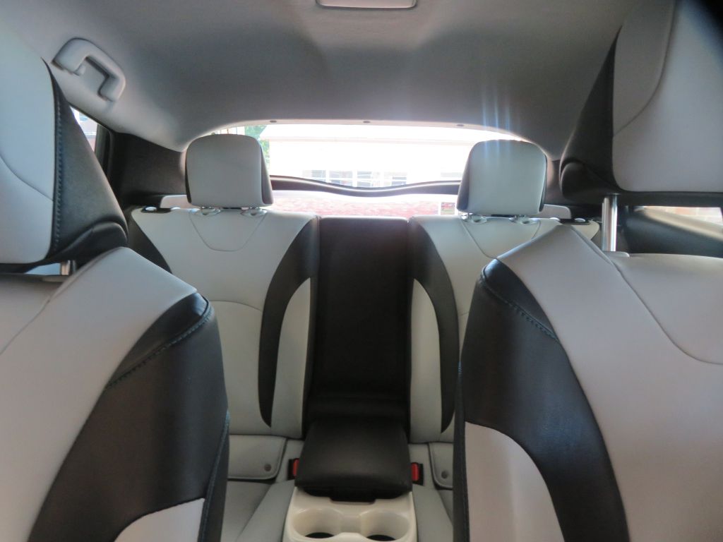 Photo 46 of this TOYOTA PRIUS PRIME