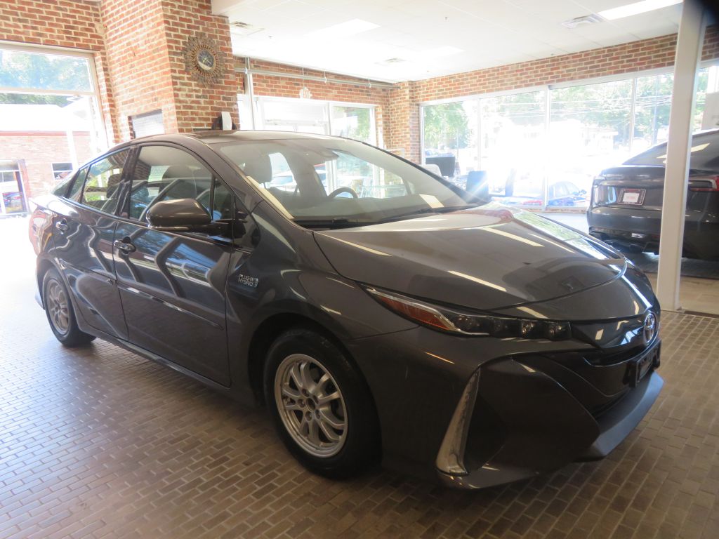 Photo 64 of this TOYOTA PRIUS PRIME
