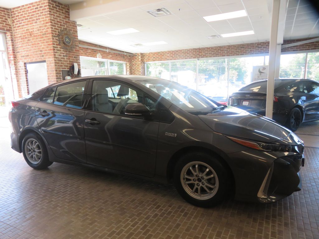Photo 65 of this TOYOTA PRIUS PRIME