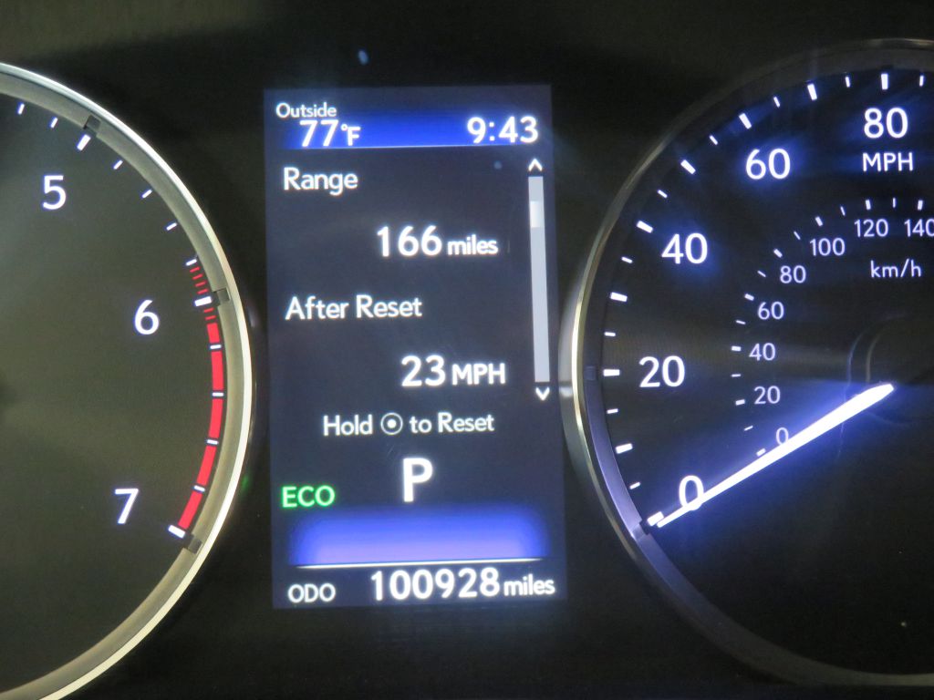 Photo 31 of this LEXUS IS