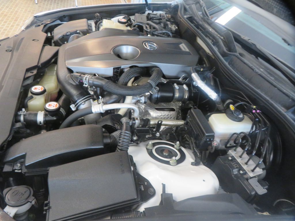 Photo 55 of this LEXUS IS