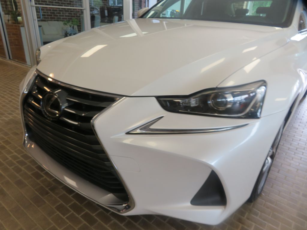 Photo 58 of this LEXUS IS