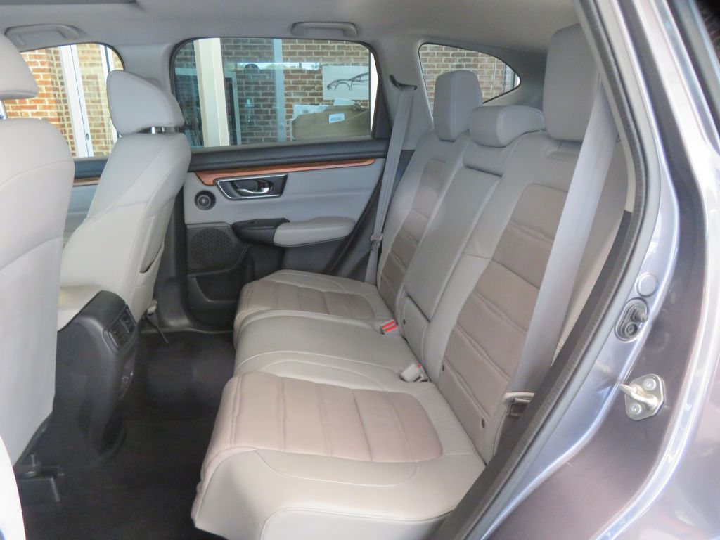Photo 19 of this HONDA CR-V