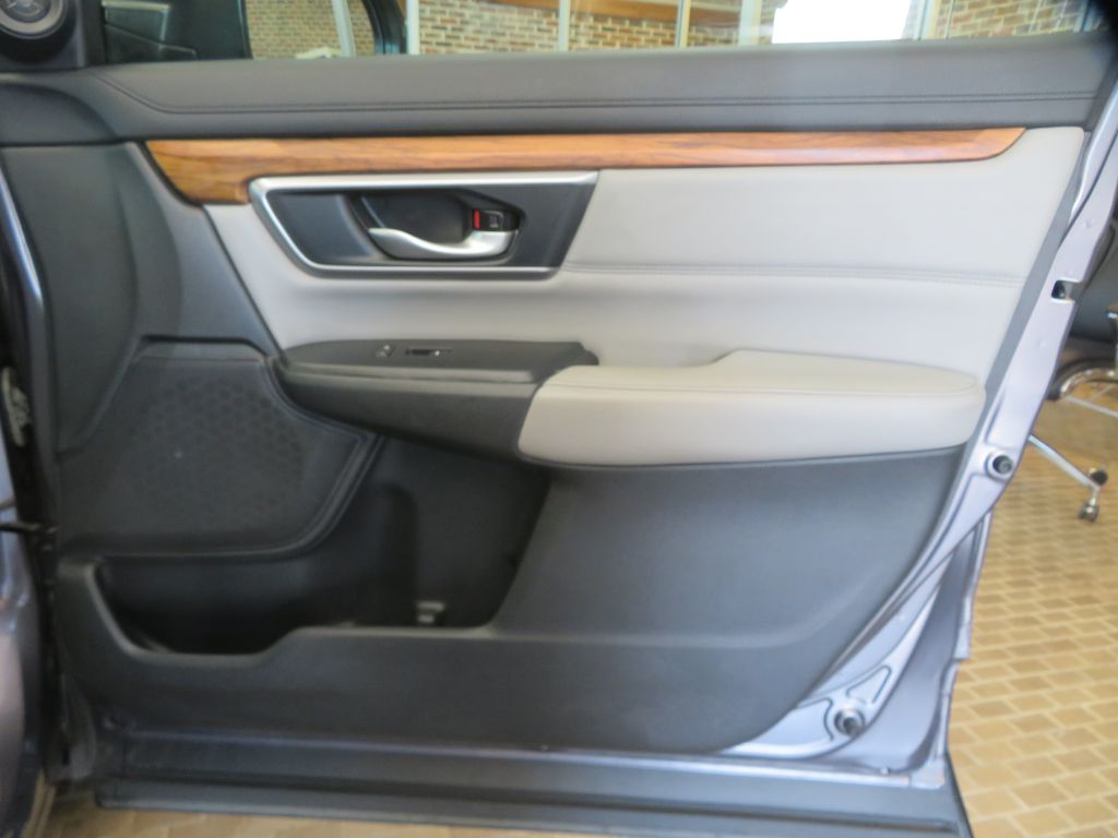 Photo 23 of this HONDA CR-V
