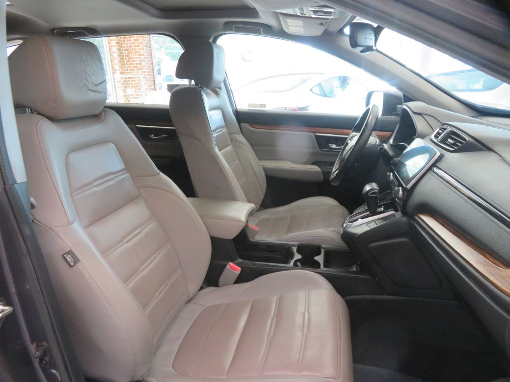 Photo 25 of this HONDA CR-V