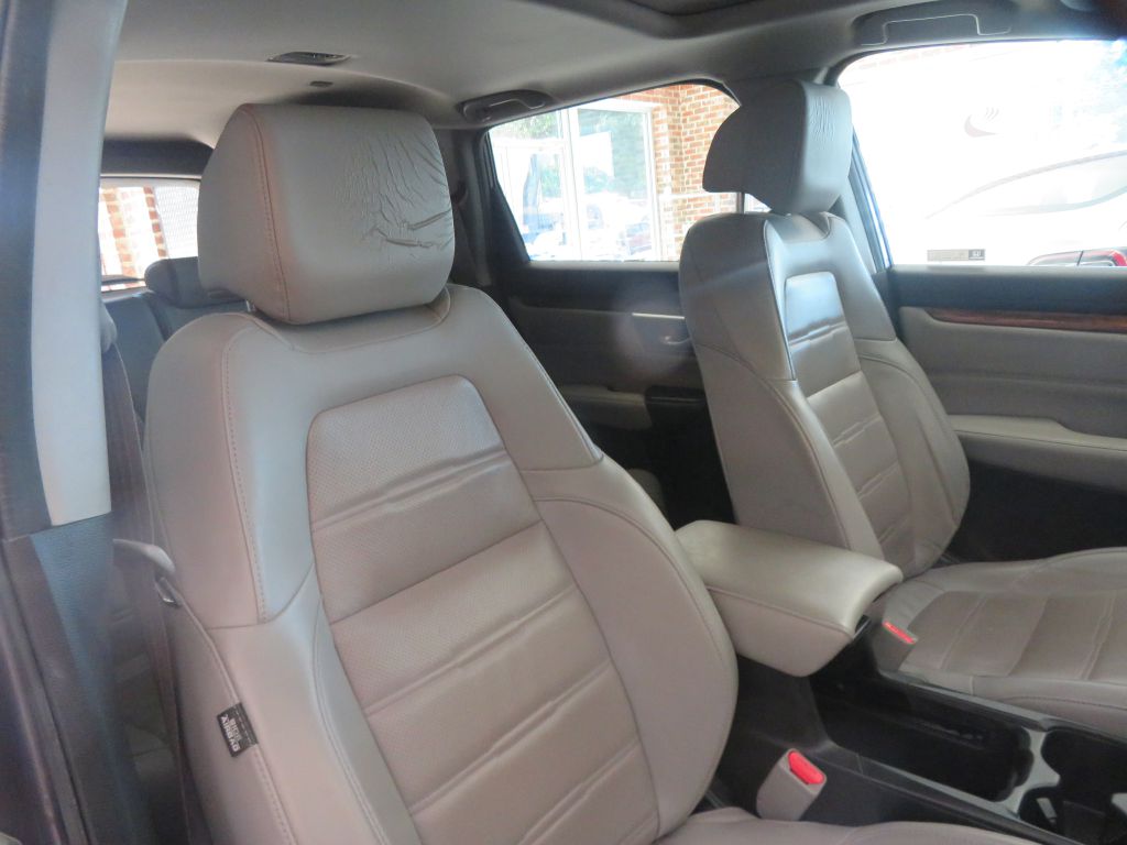 Photo 27 of this HONDA CR-V