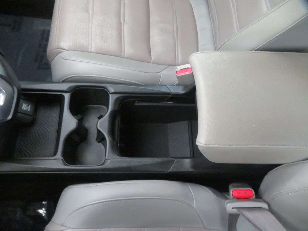Photo 43 of this HONDA CR-V