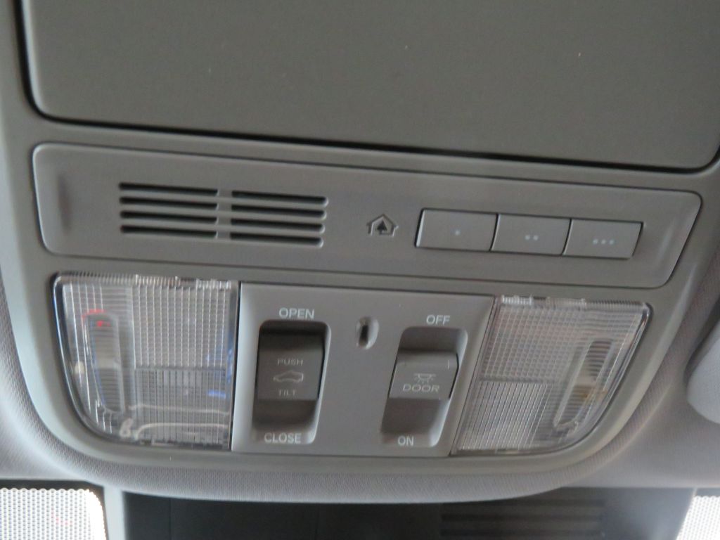 Photo 45 of this HONDA CR-V