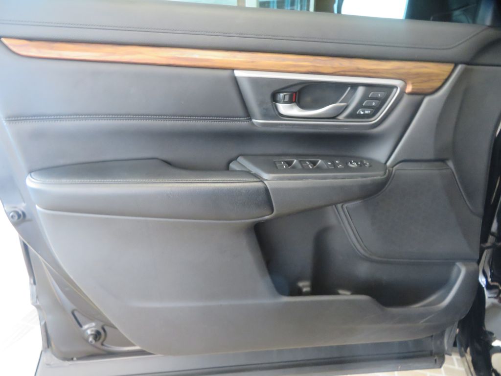 Photo 13 of this HONDA CR-V