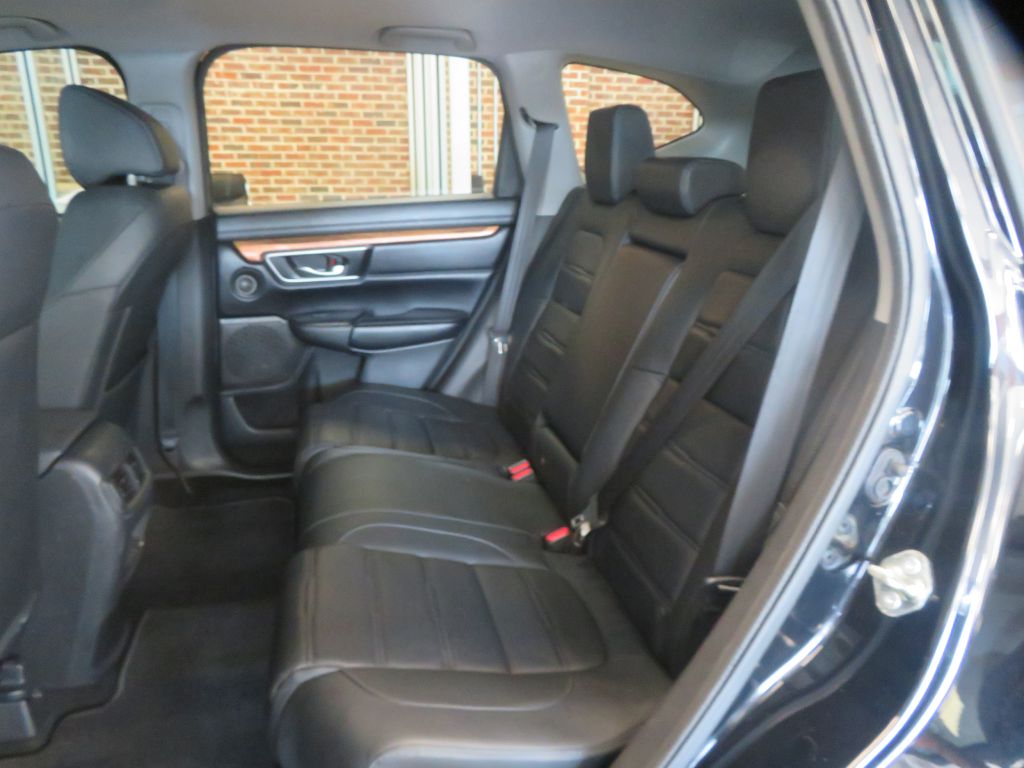 Photo 19 of this HONDA CR-V
