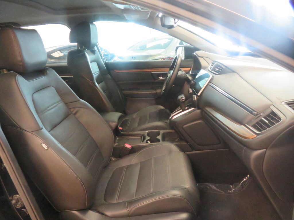 Photo 25 of this HONDA CR-V