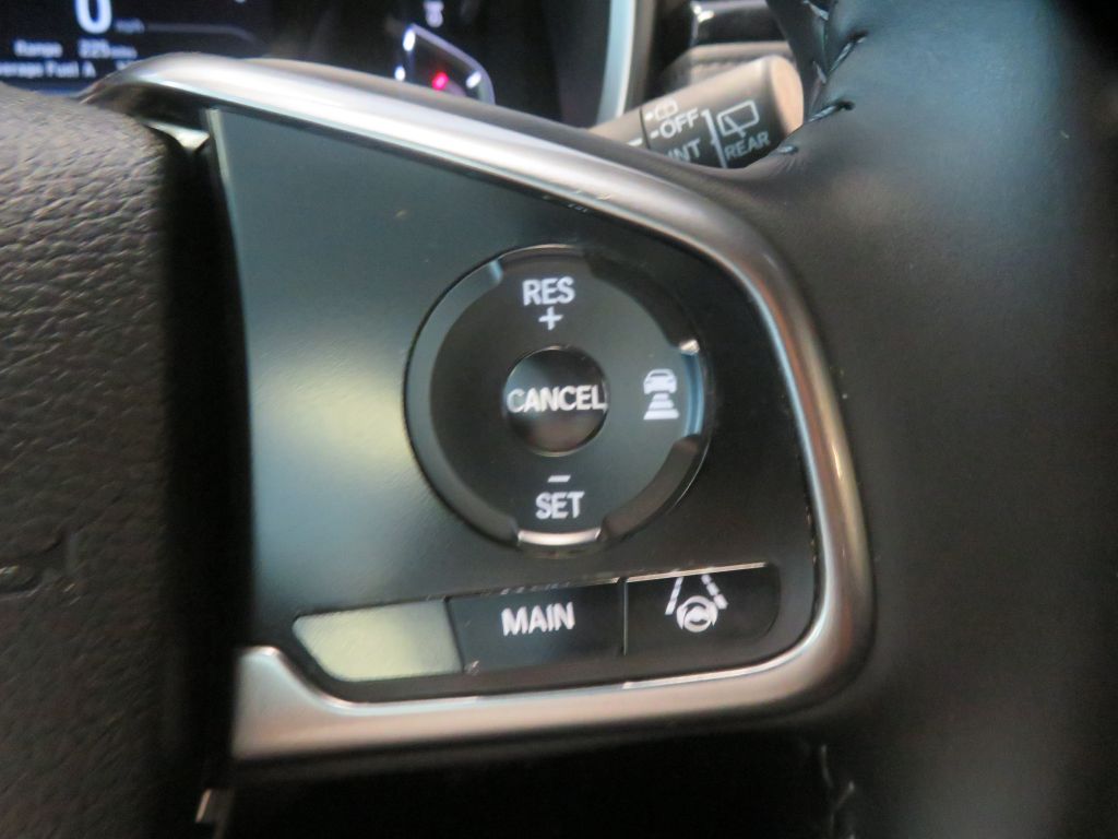 Photo 33 of this HONDA CR-V