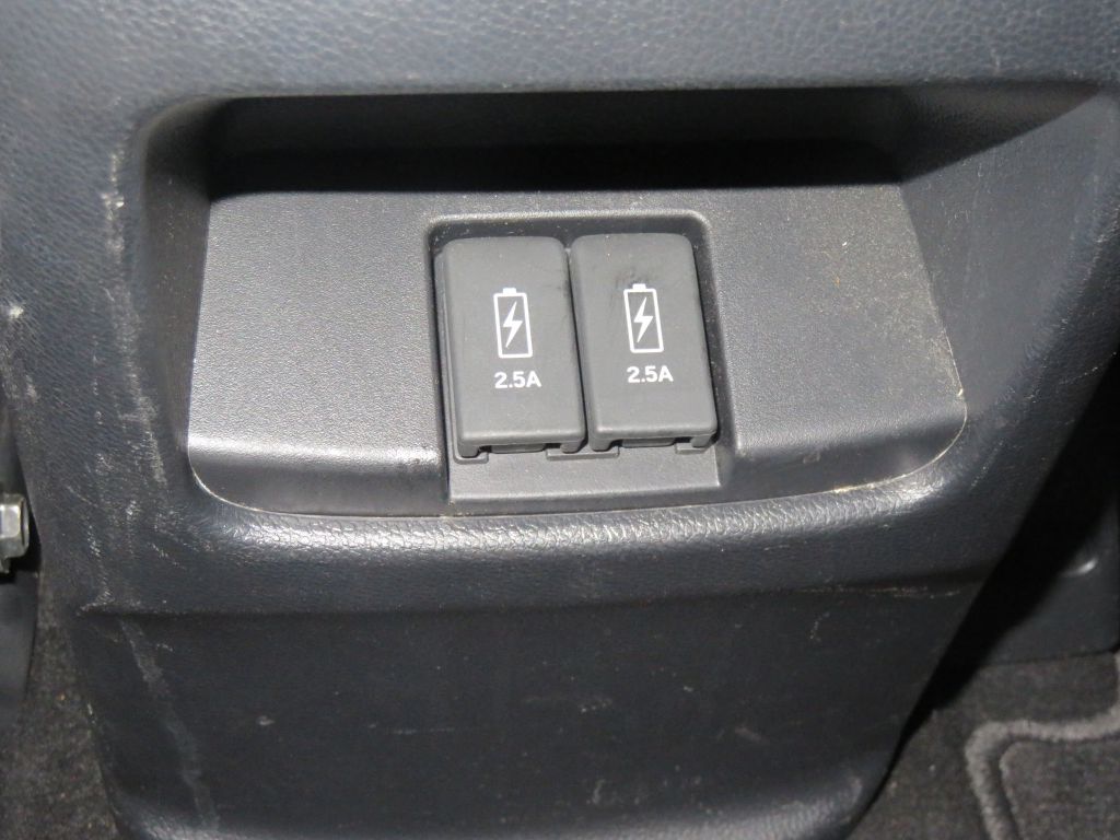 Photo 48 of this HONDA CR-V